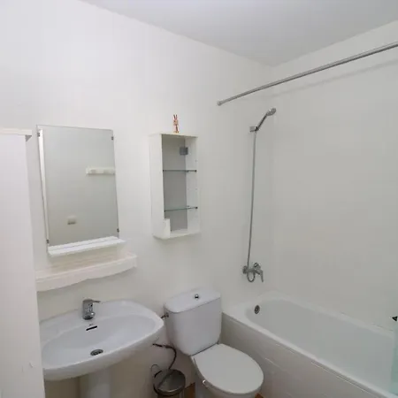 Puigrom 39b - Estudio Con Piscina Comunitaria * Roses